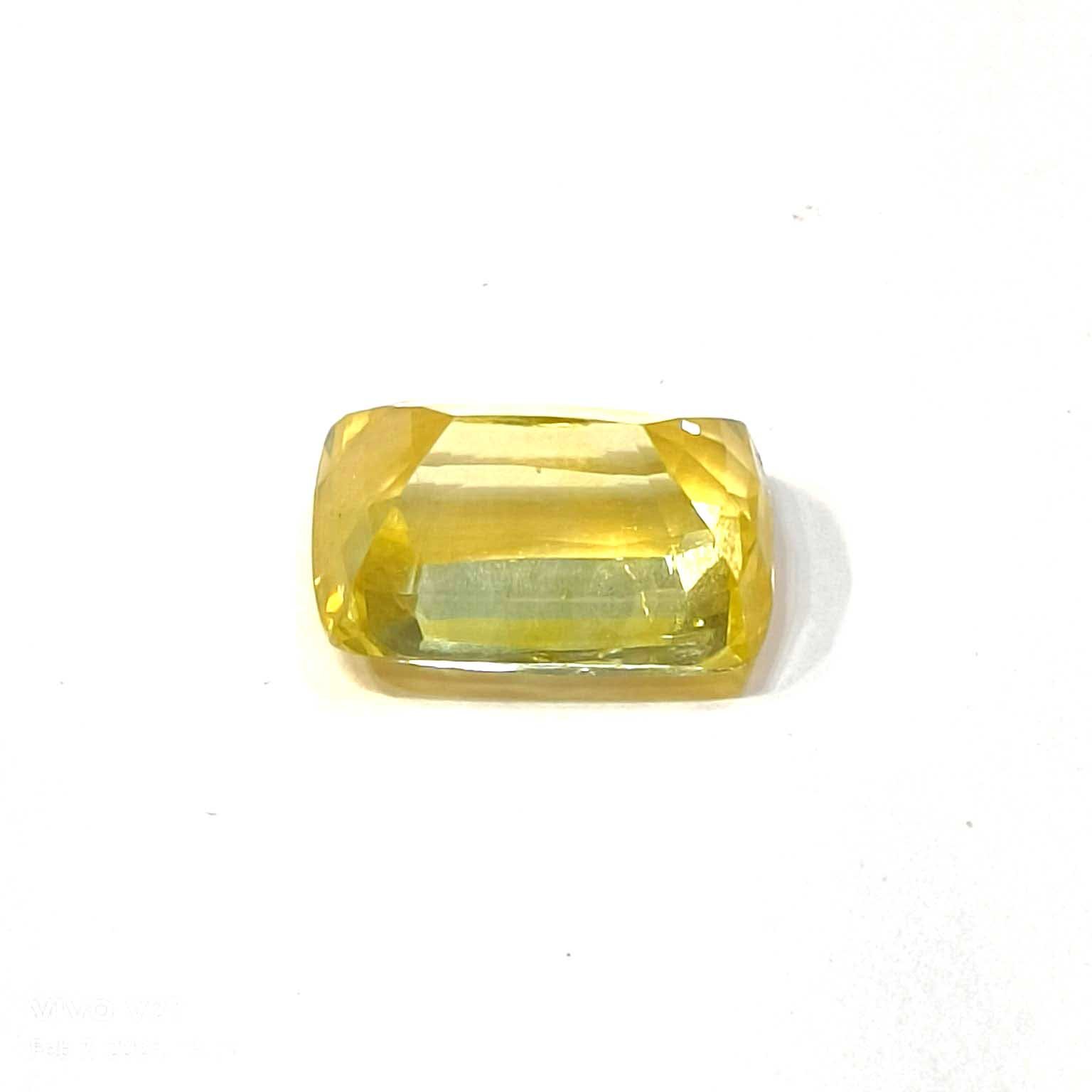 Yellow natural sapphire