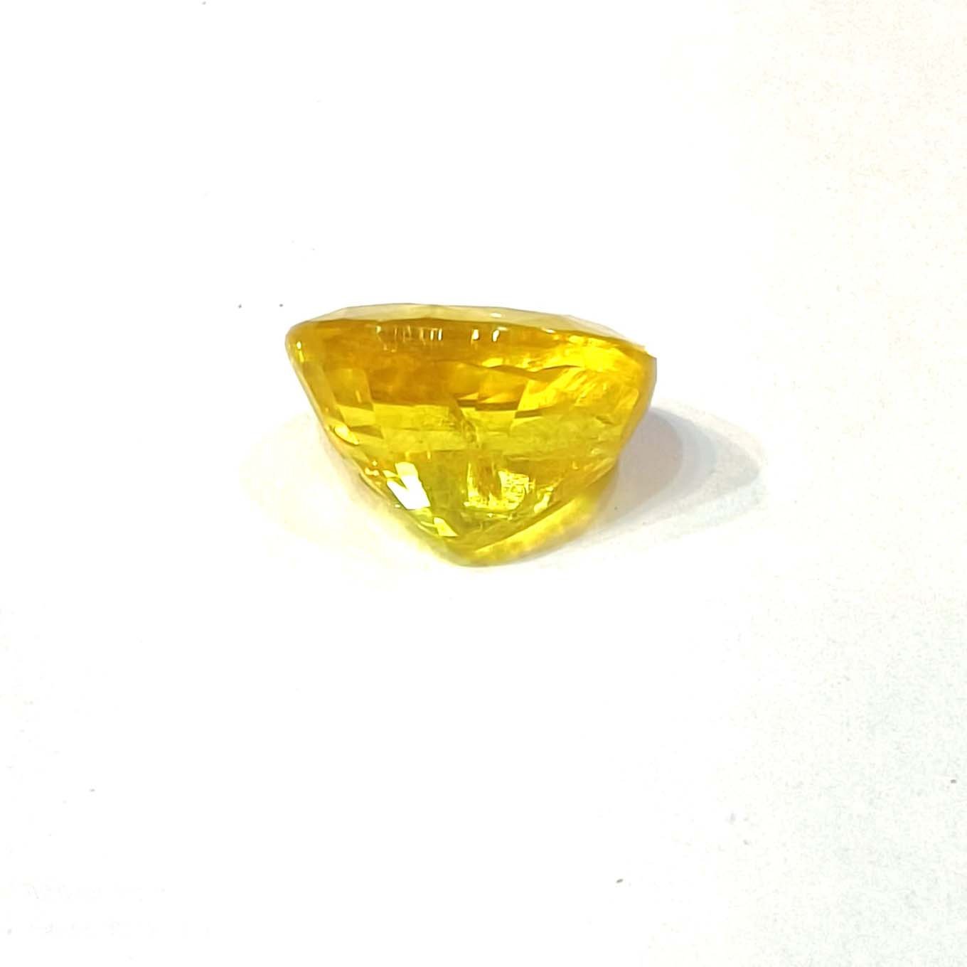 Yellow natural sapphire