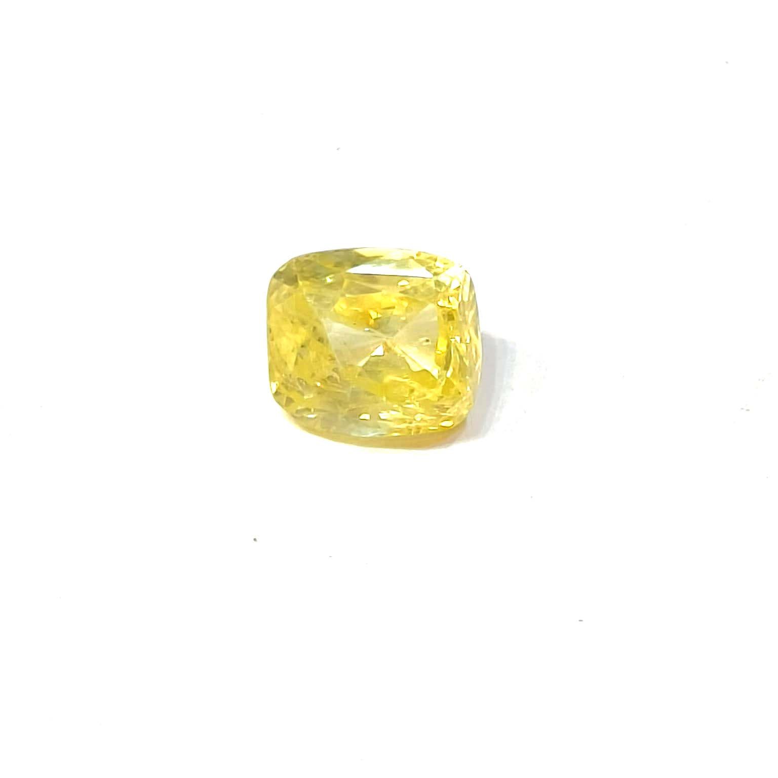Yellow natural sapphire