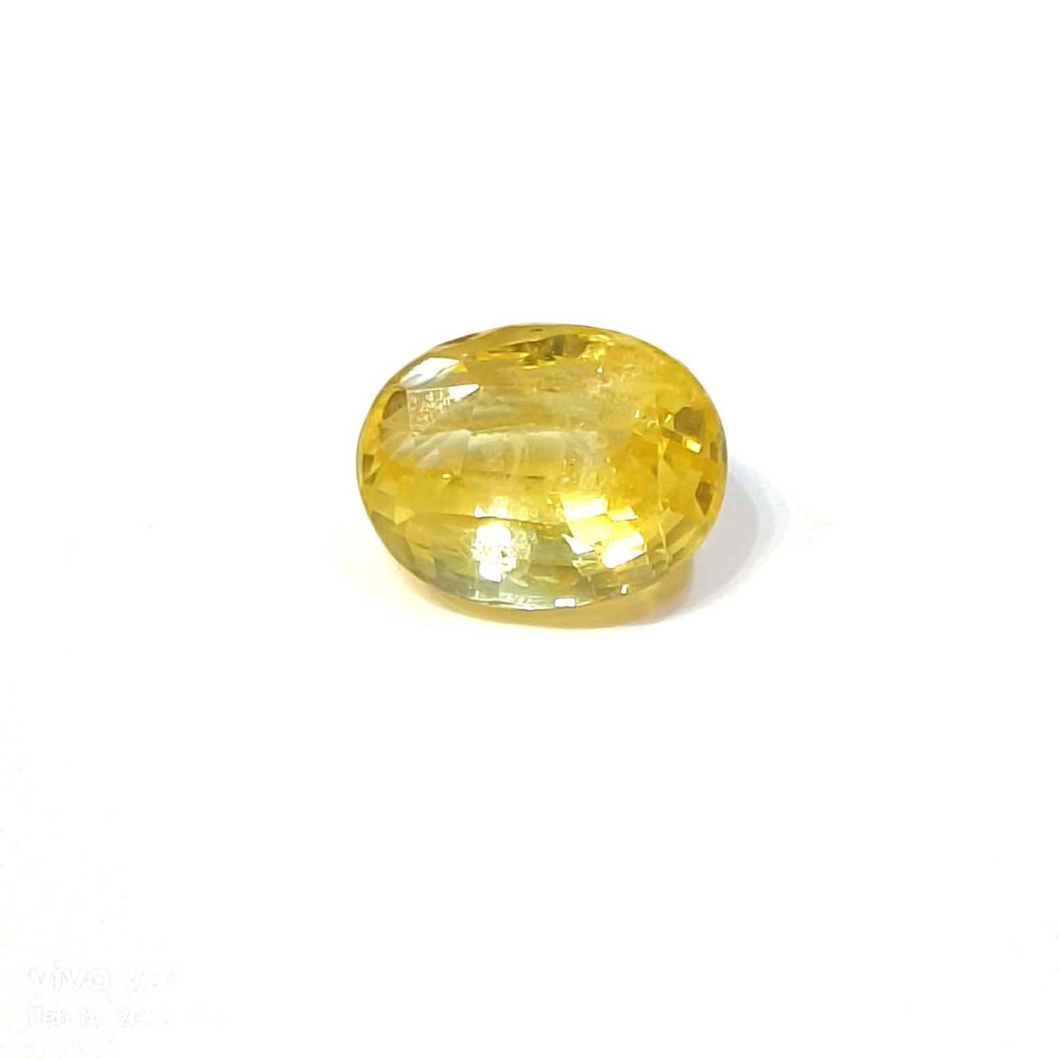 Yellow natural sapphire